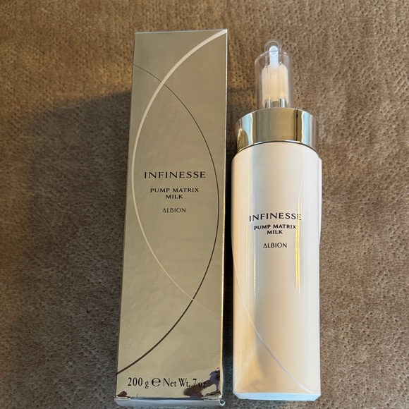 Albion Infinisse Pump Matrix Milk - White and Silver